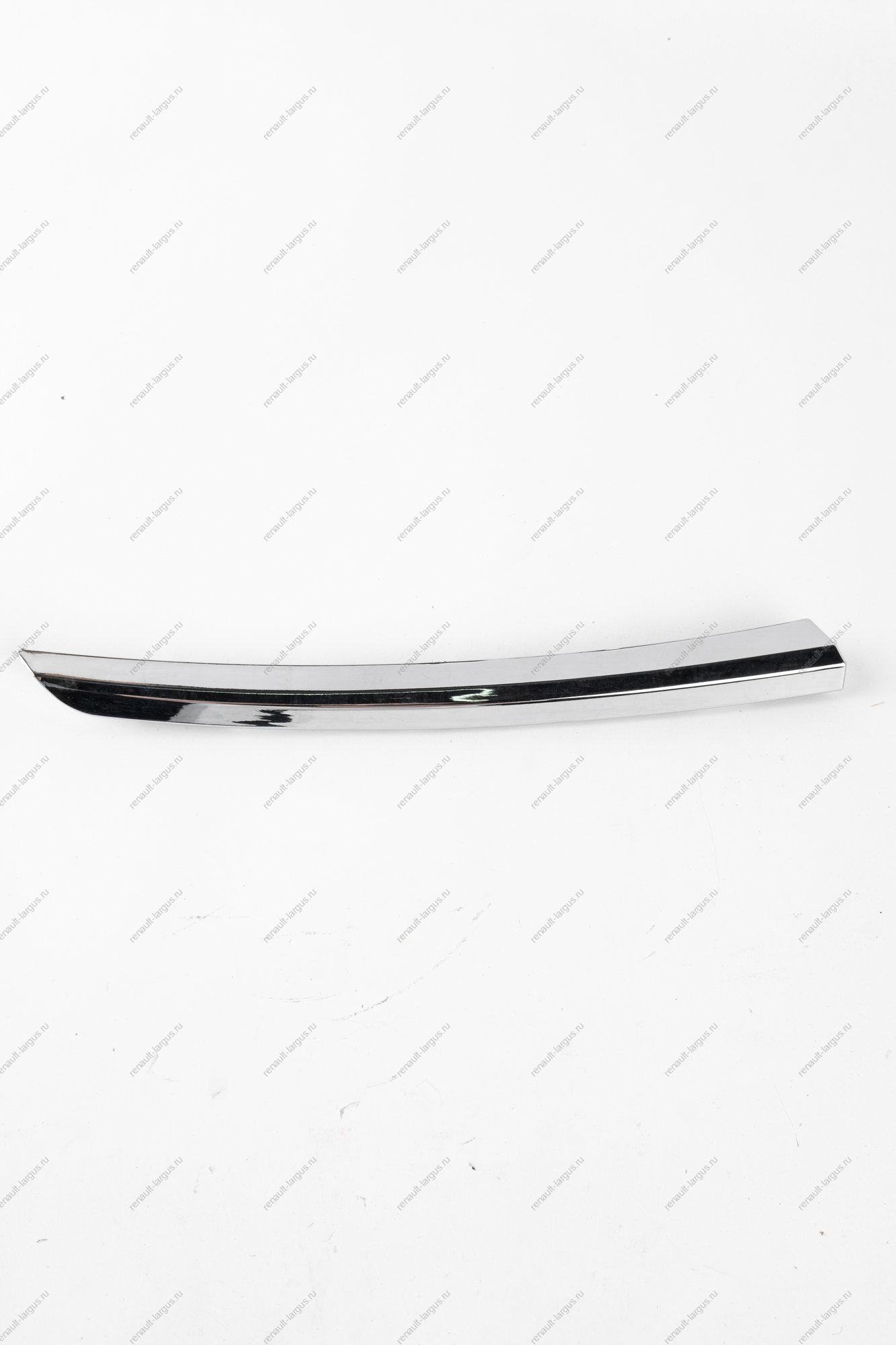 Молдинг переднего бампера верхний правый (хром) LADA Largus (FL) NEW Lada