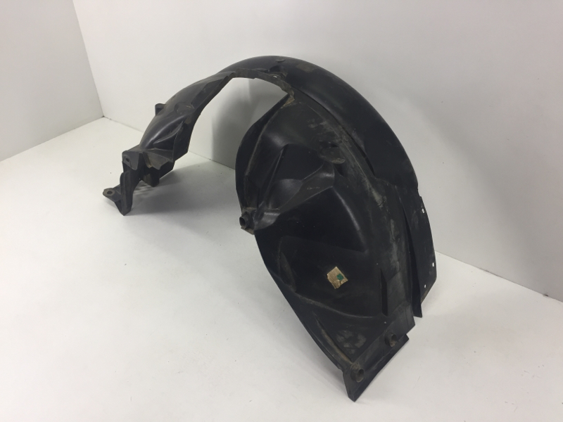 Подкрылок RENAULT Logan передний правый 2014- 638407780R/638404363R DE-GA