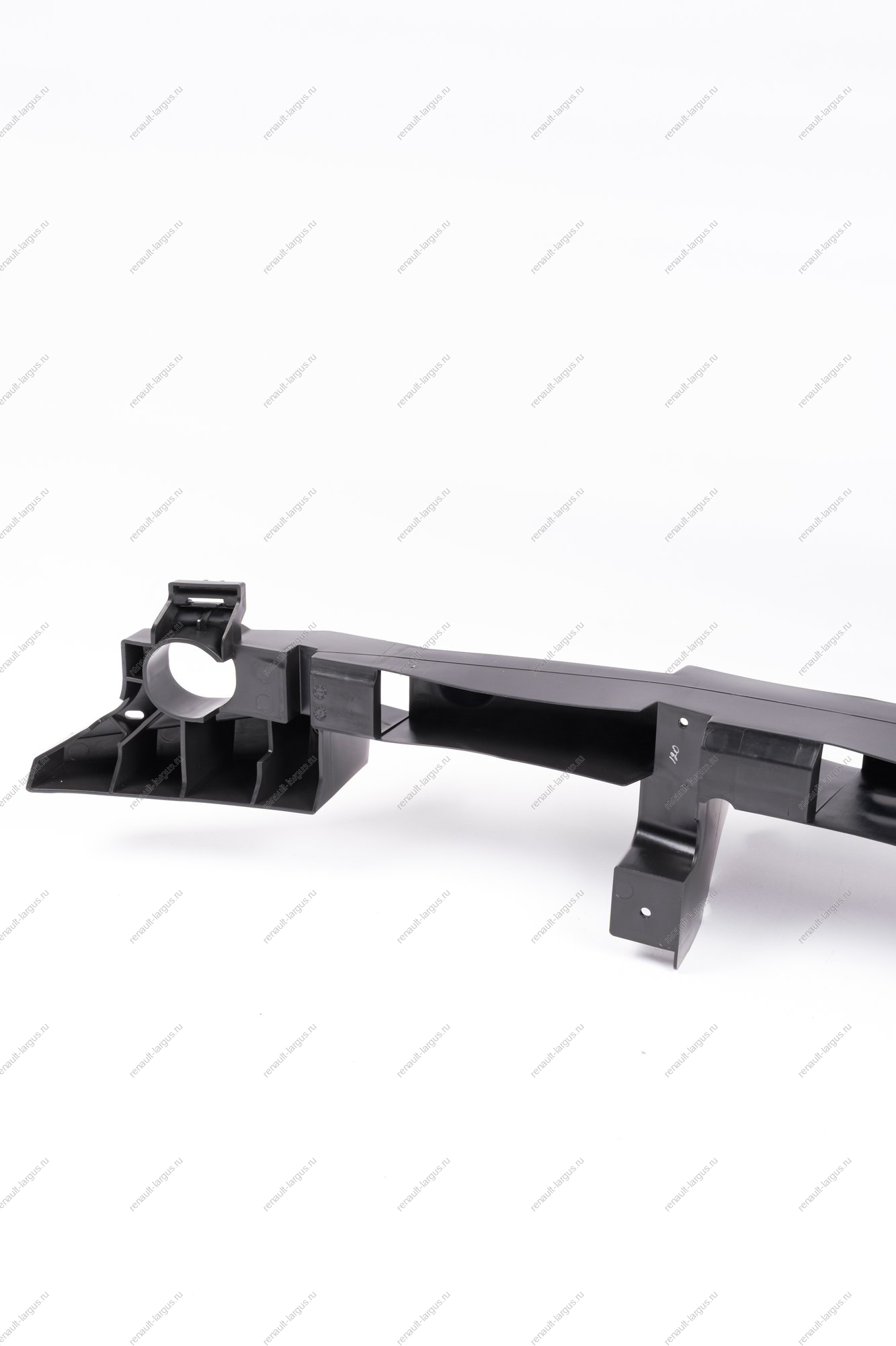 Усилитель переднего бампера (пластик) LADA Largus (FL) NEW Lada