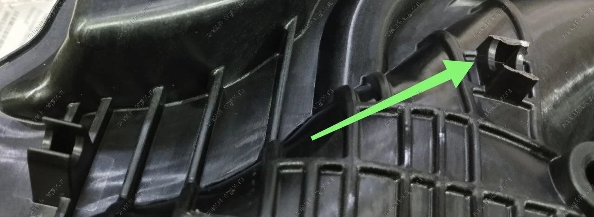 УЦЕНКА Впускной коллектор новый LADA XRAY дв. Н4М ( Отломано одно из двух креплений трубки ) Renault