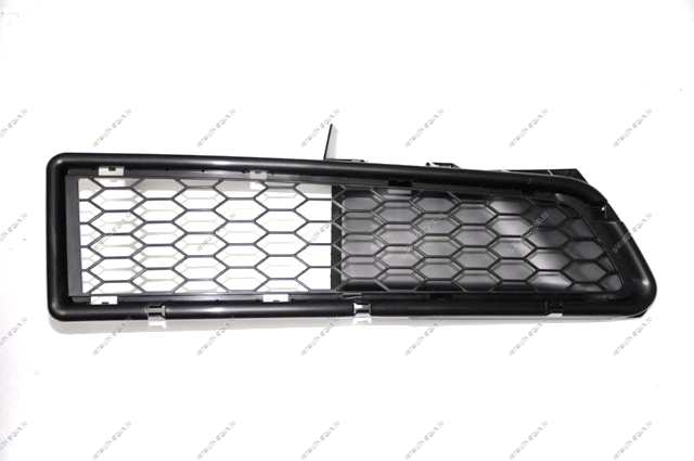 Решетка переднего бампера RENAULT Logan/Рено Логан до 2010 г правая Renault