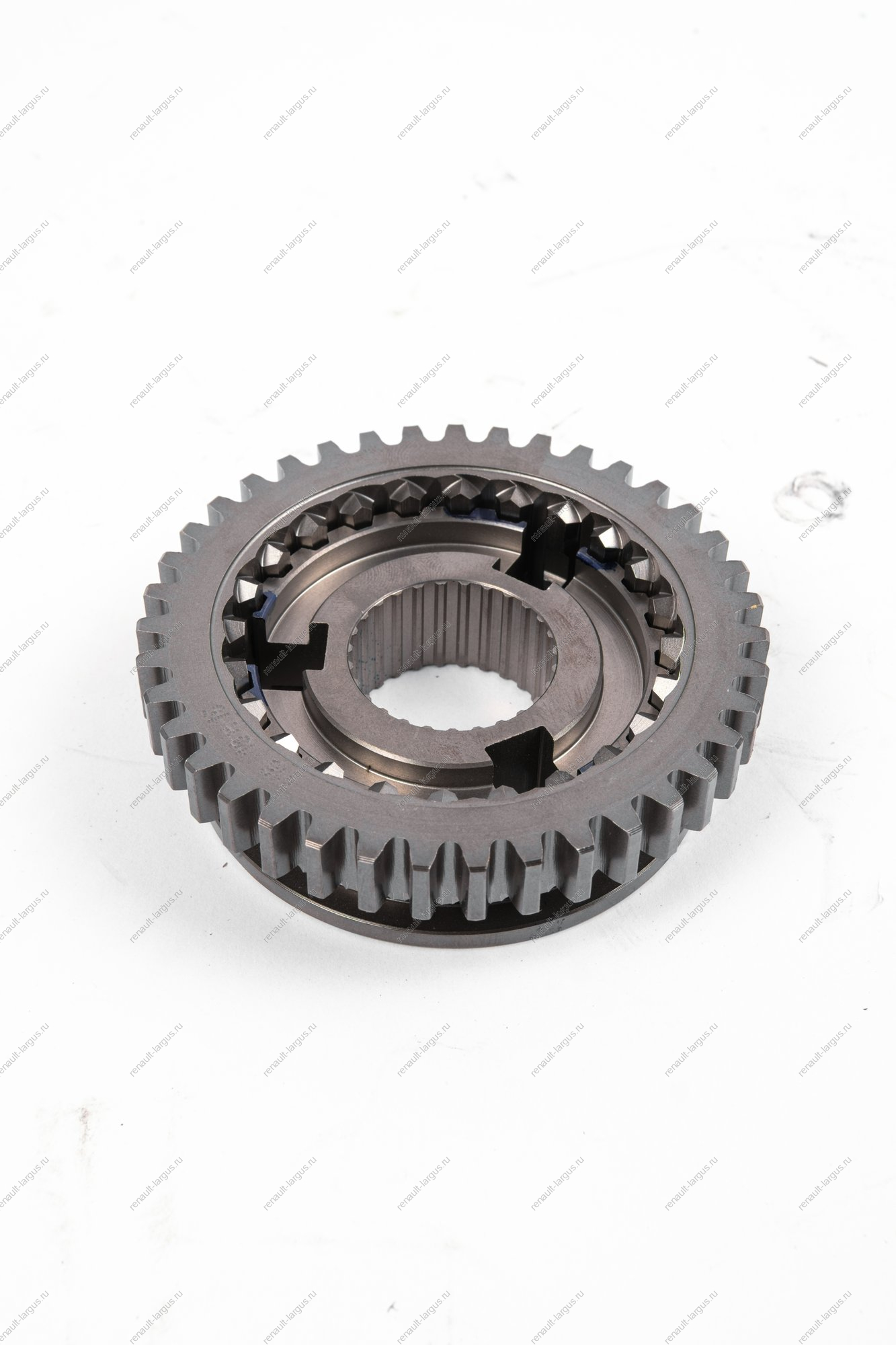Ступица муфты скольжения переключения 3-4 й передачи в сборе КПП-JR5/JH3 (нужны 8200117217 +7700737092 по 3 шт) LADA Largus Renault