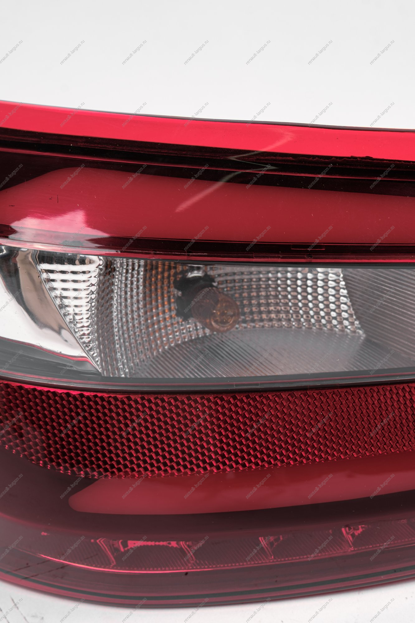 Фонарь задний наружный левый светодиодный LADA Vesta FL Россия