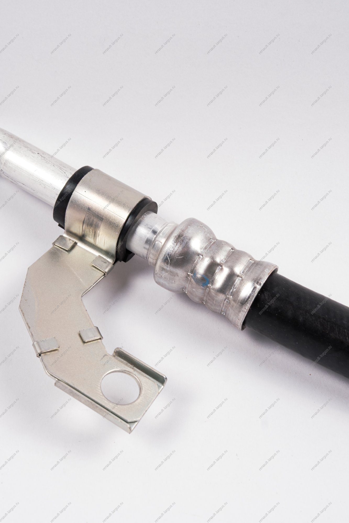 Трубка между компрессором и осушителем 16кл 1,8 мотор рос 21129 (P4M) LADA Largus Lada