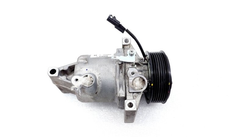 Компрессор кондиционера Renault Duster (21-) Arkana (19-) 1.6i Renault