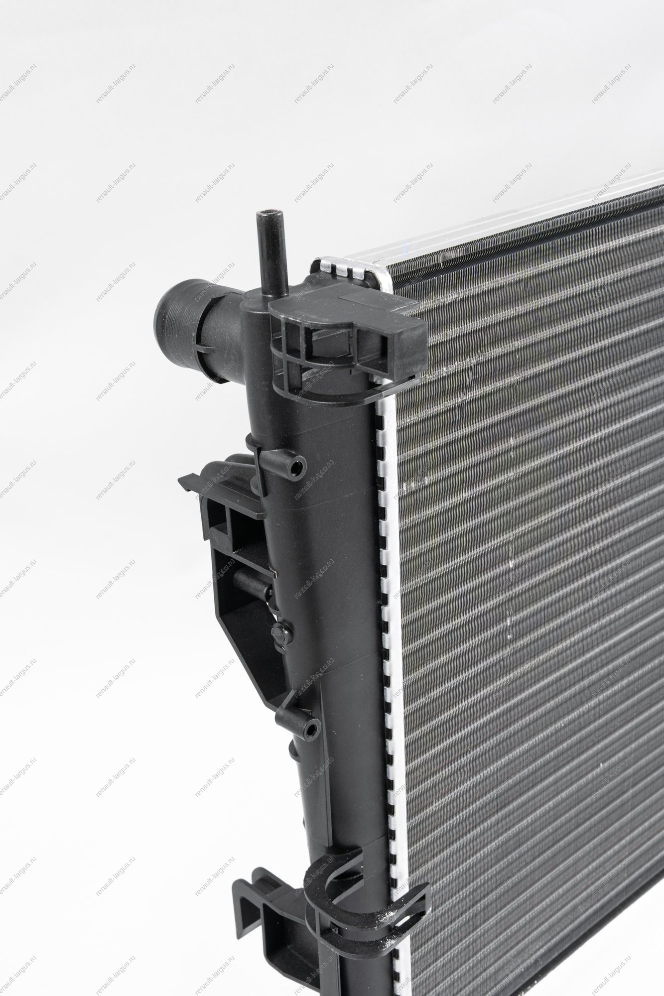 Радиатор охлаждения RENAULT Duster/Рено Дастер 2015- Renault
