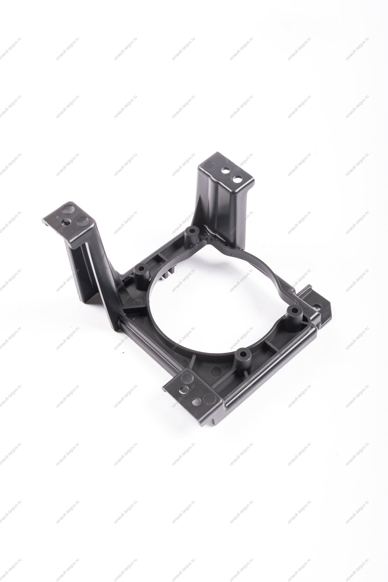 Кронштейн крепления противотуманной фары правый с 12,08,2019.Lada Vesta SW Cross /Cross седан Lada