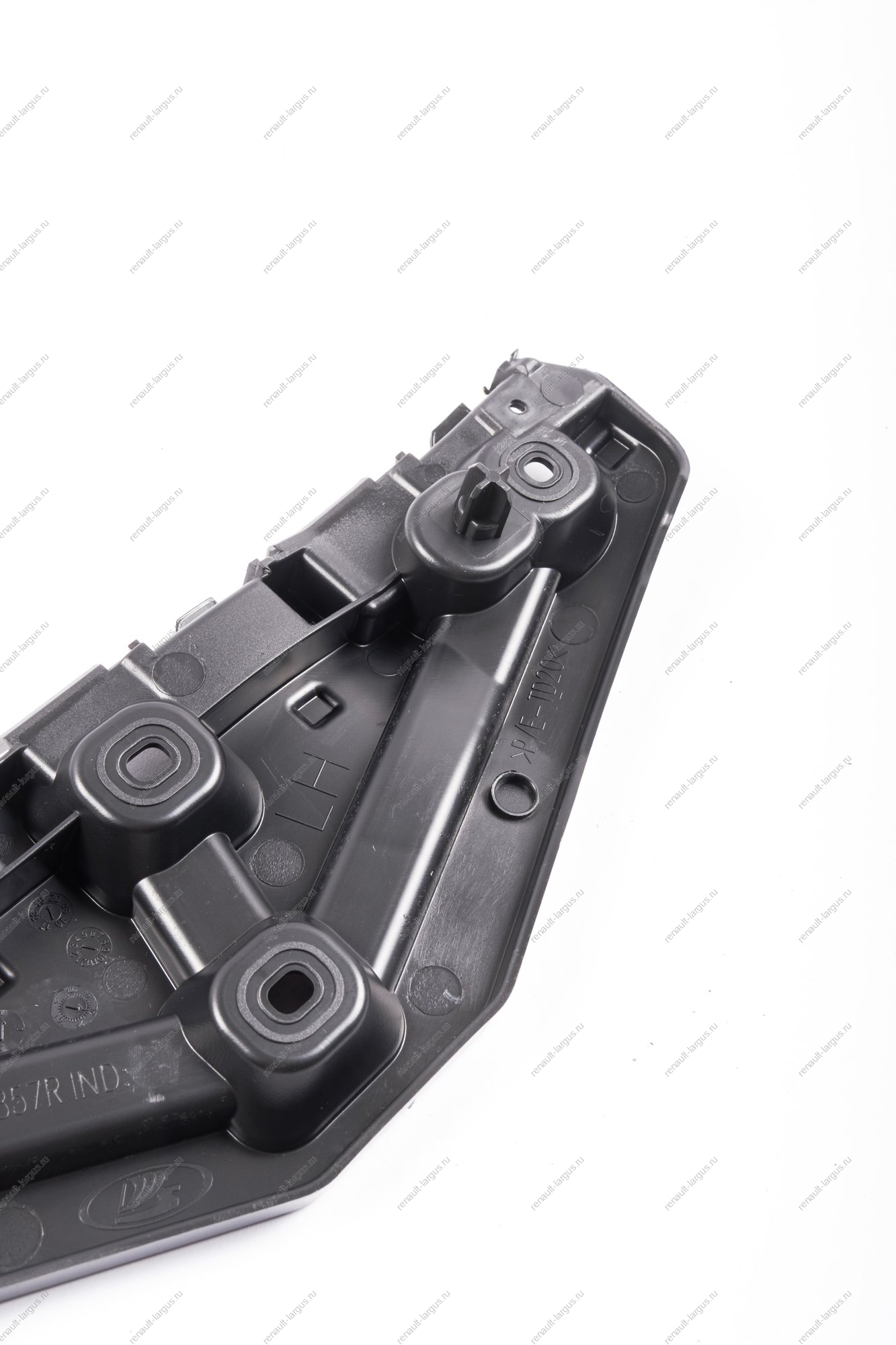 Кронштейн переднего бампера передний левый (нужны заклепки 4шт 7703072424) LADA XRAY Lada