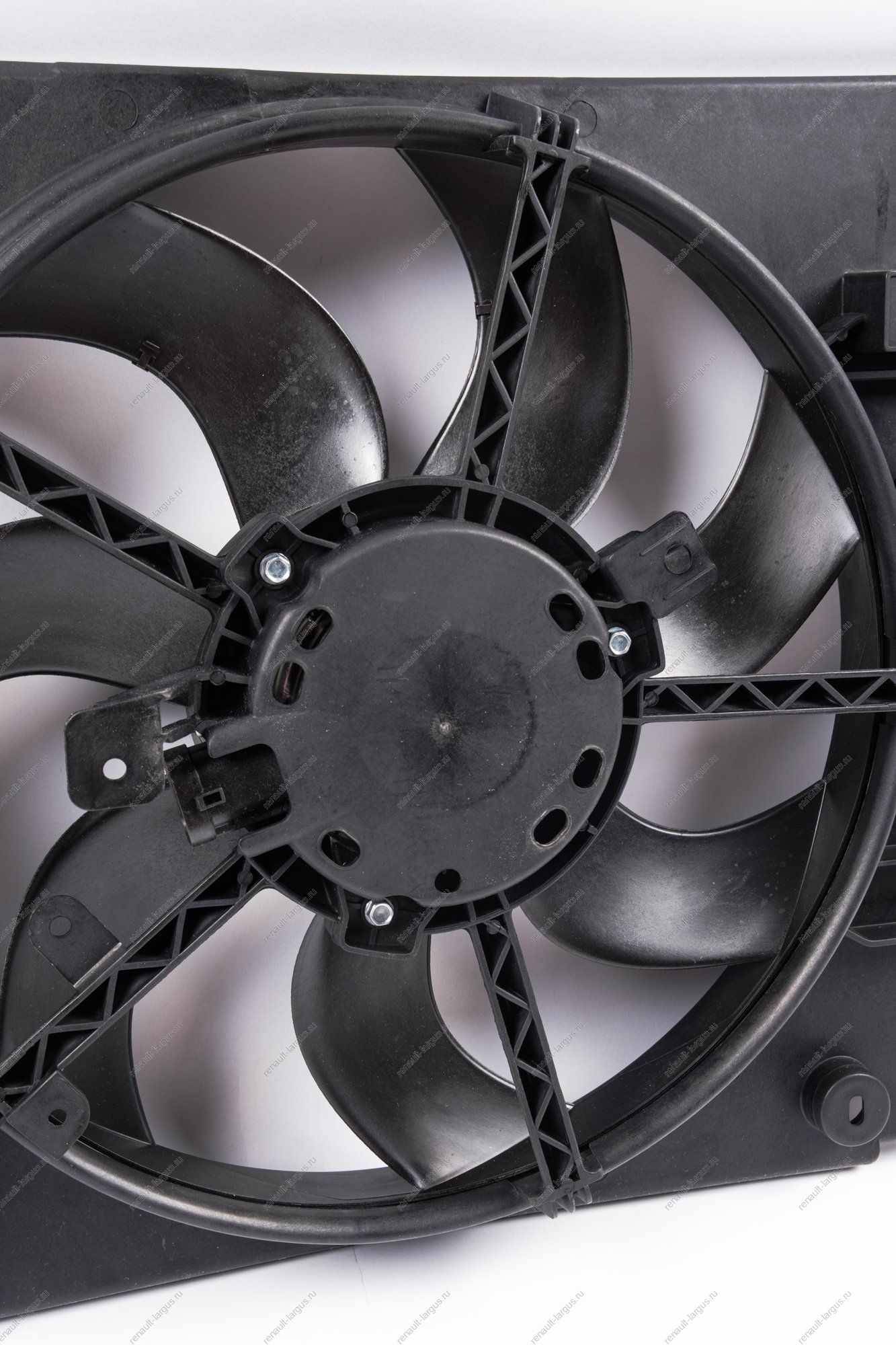 Вентилятор охлаждения с кожухом LADA Vesta/Веста/ XRay ( Valee-95) Lada