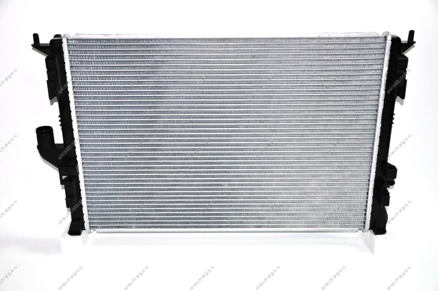 Радиатор охлаждения LADA Largus/RENAULT Logan с кондиц. после 03.2008 8кл BodyParts