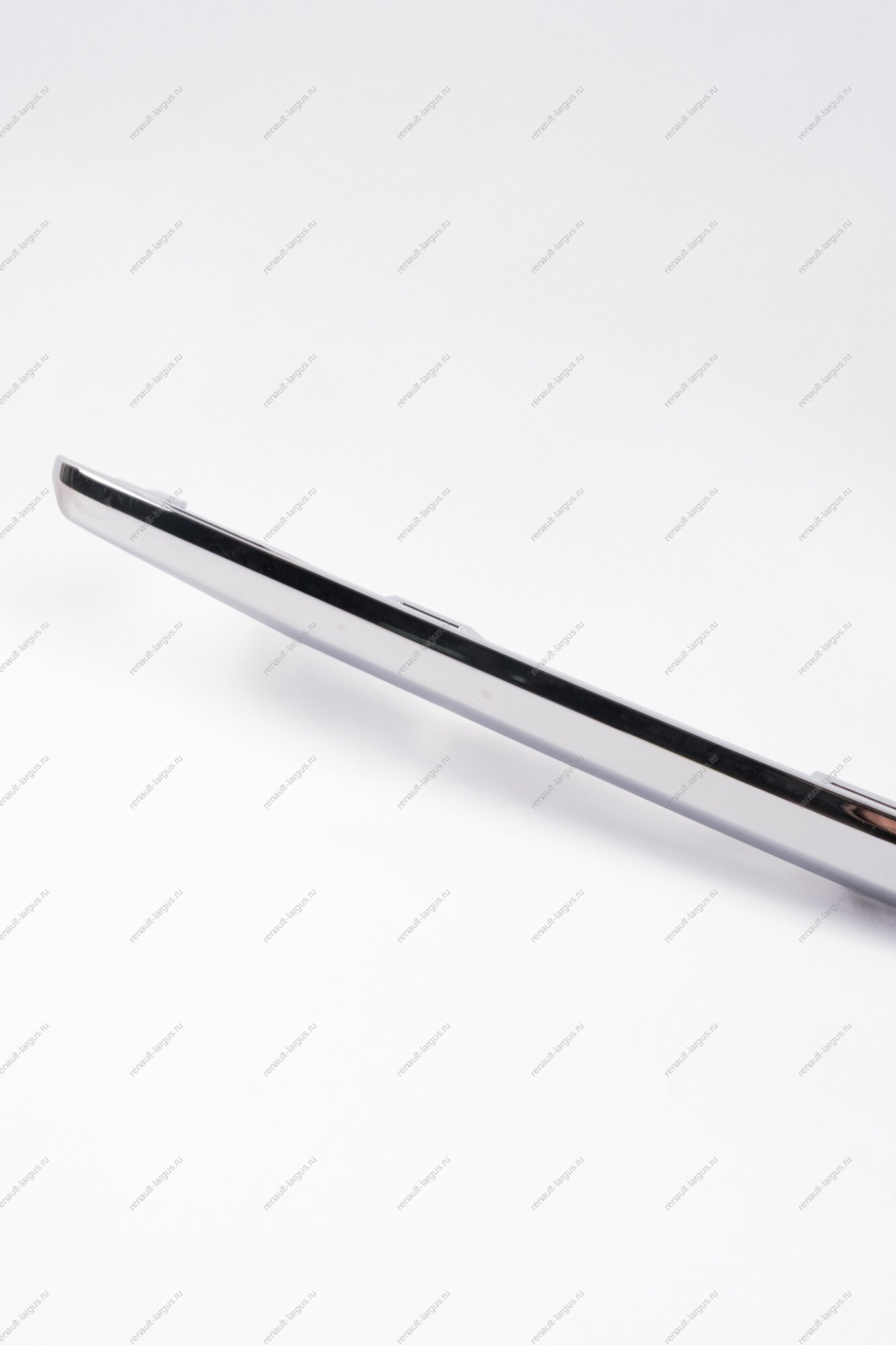 Молдинг переднего бампера нижний правый хром LADA Xray Cross (СЭД) Lada