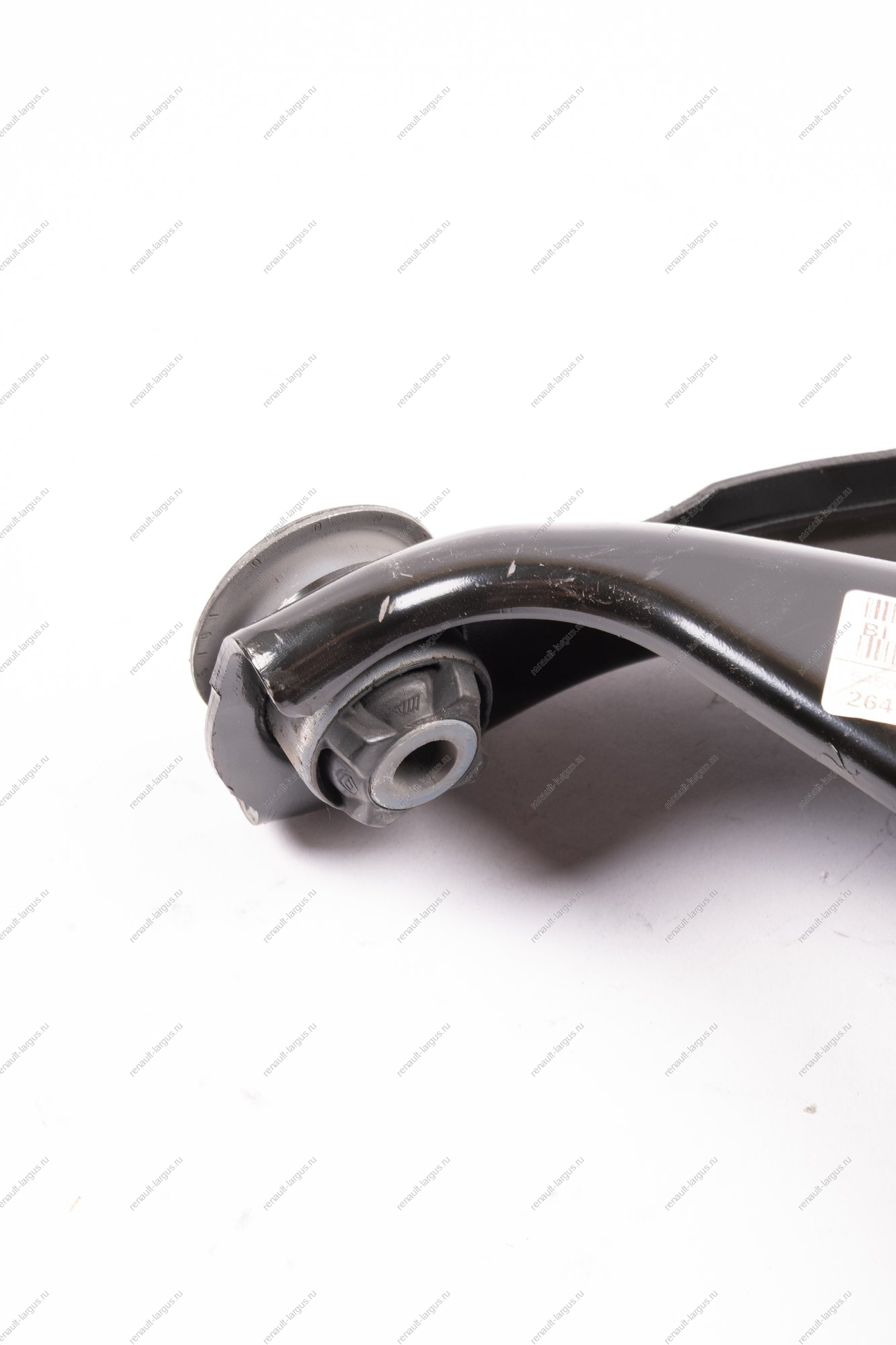 РЫЧАГ ПОДВЕСКИ ПЕРЕДНИЙ ПРАВЫЙ (с круговой проточкой) RENAULT Logan I (MOTRIO) RENAULT