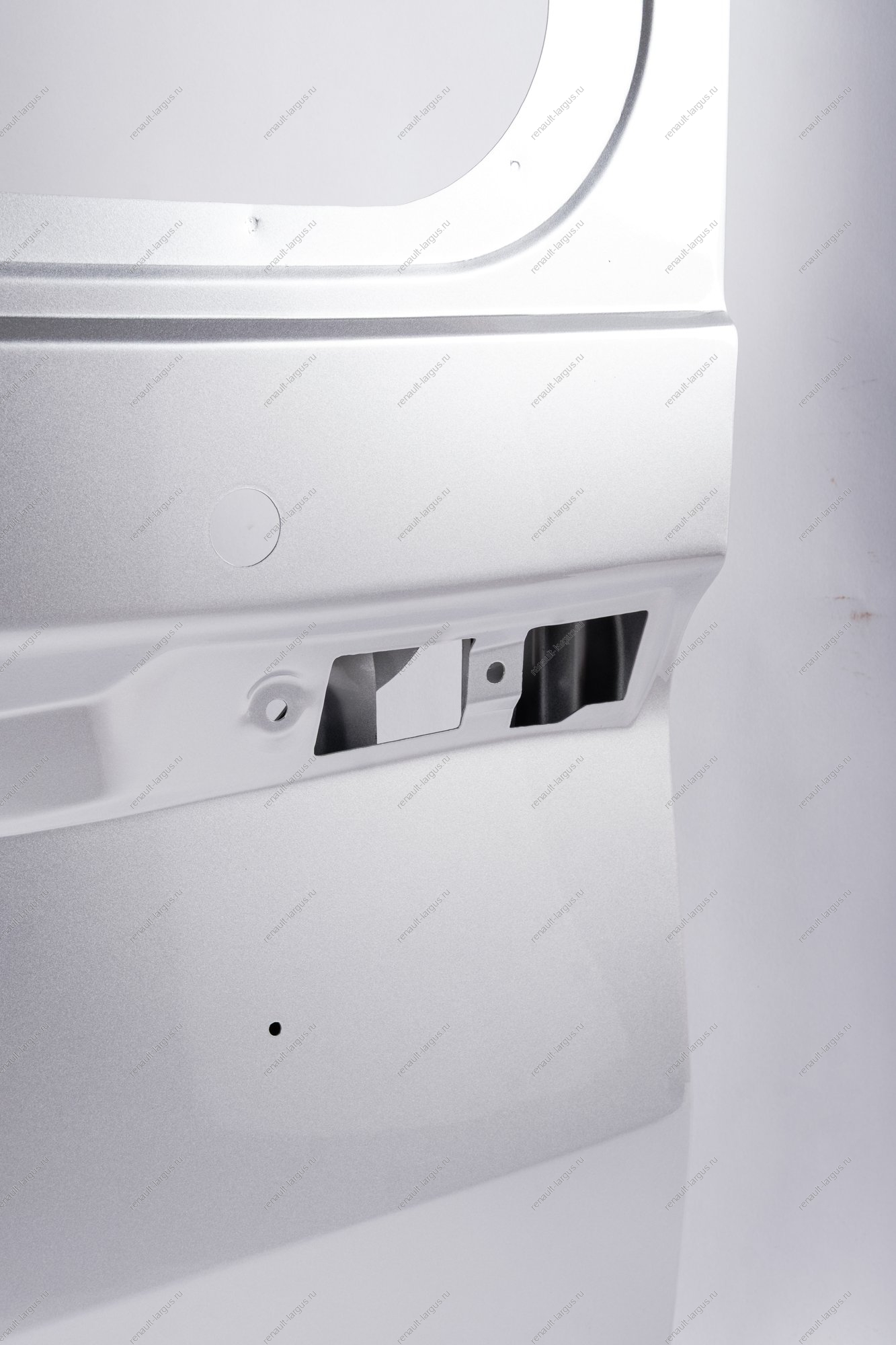 Дверь задка левая (под стекло) LADA Largus/Лада Ларгус крашеная 691 Платина (Серебристый) GAMMA