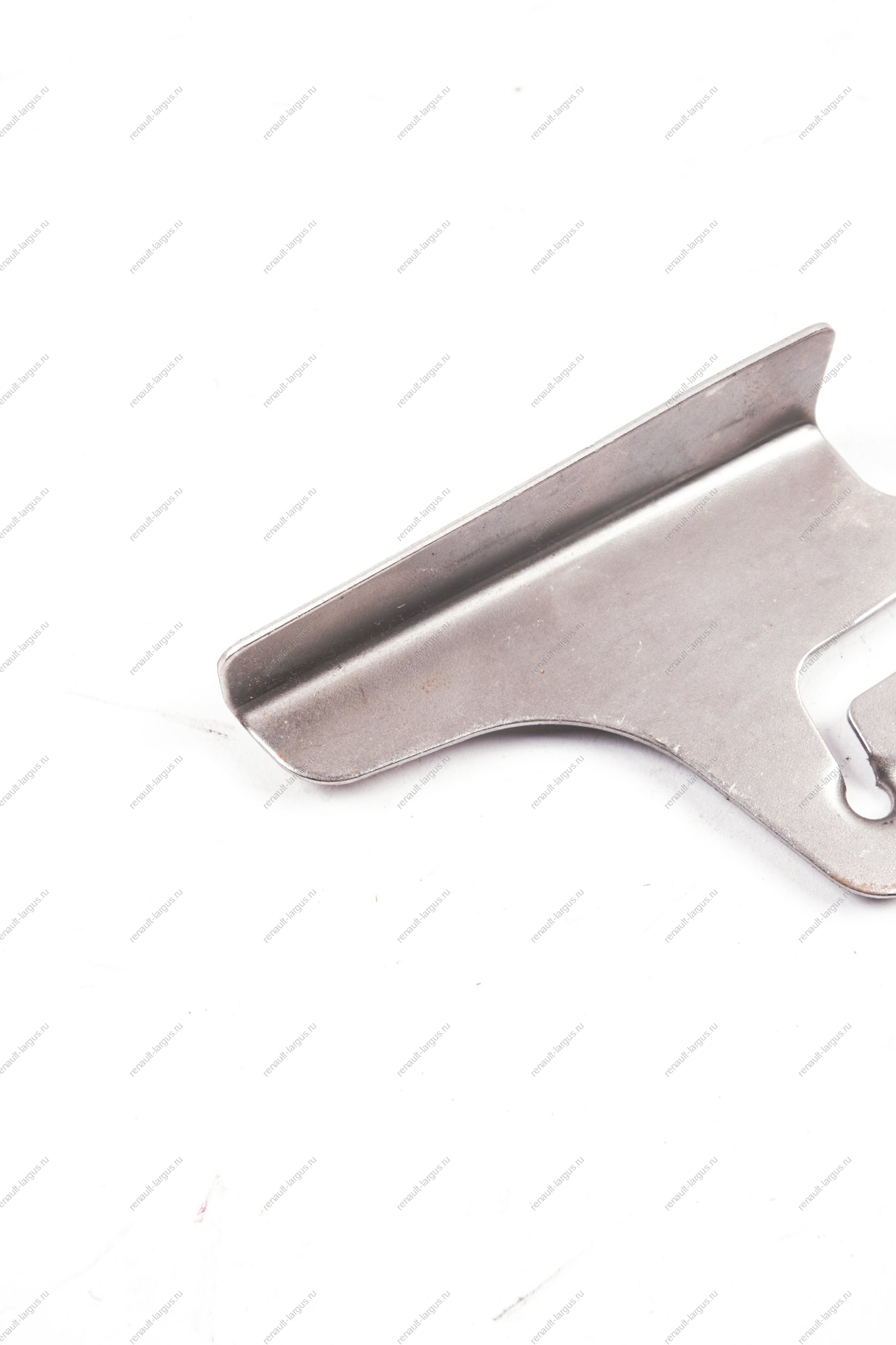 Кронштейн пружины крышки багажника неподвижный правый LADA Vesta АвтоВАЗ