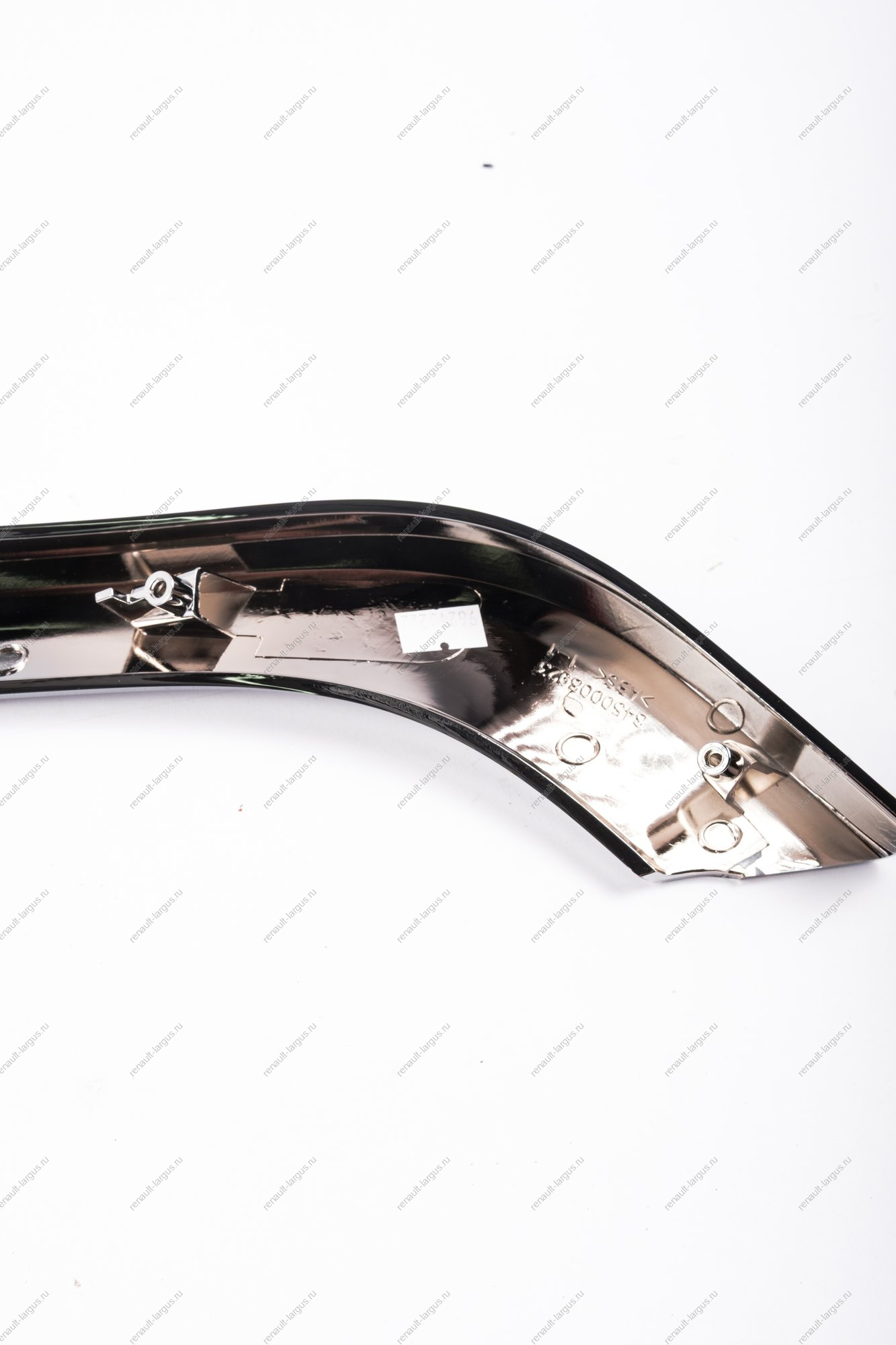 Молдинг LADA Vesta/Веста переднего бампера нижний правый хром