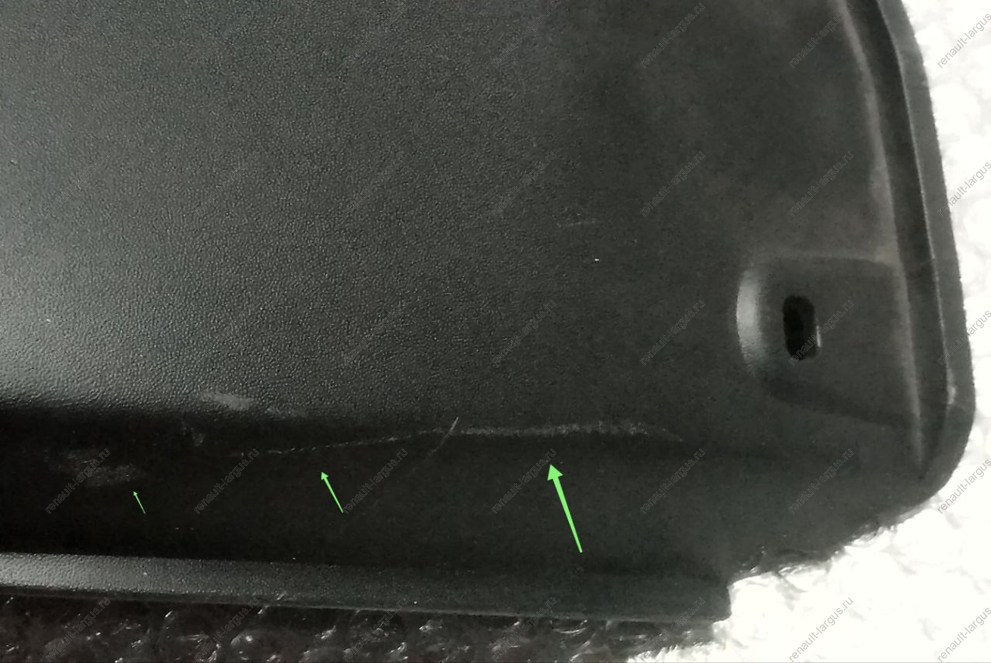 Решетка RENAULT Duster 2015- переднего бампера нижняя ( к бамперу 620224960R) PULO