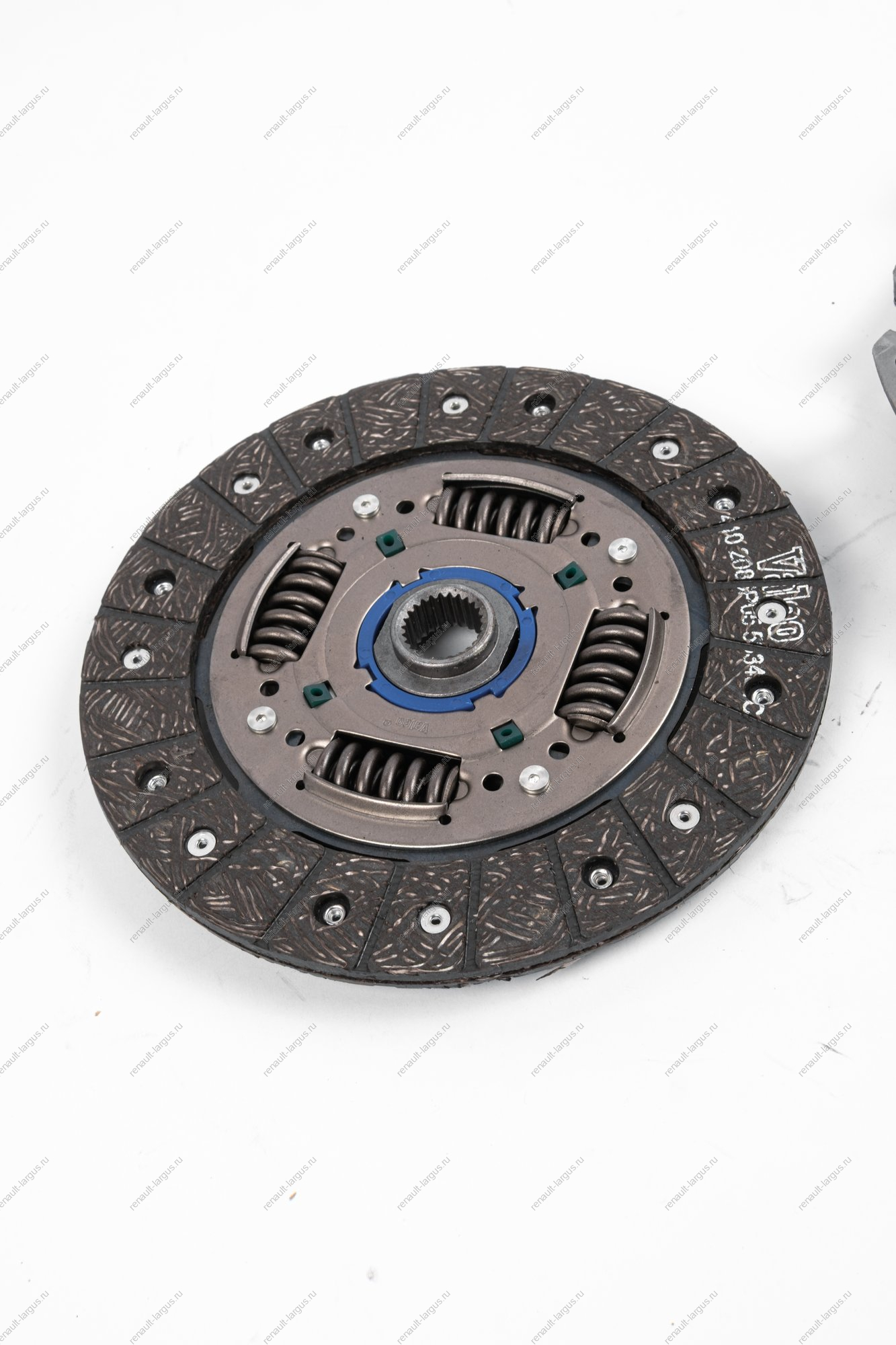 Диск сцепления ведомый+нажимной (без выжимного подшипника)C1060326 LADAVesta 1.6 c 2015-17/Largus 1.6 c 2016 к-т Valeo