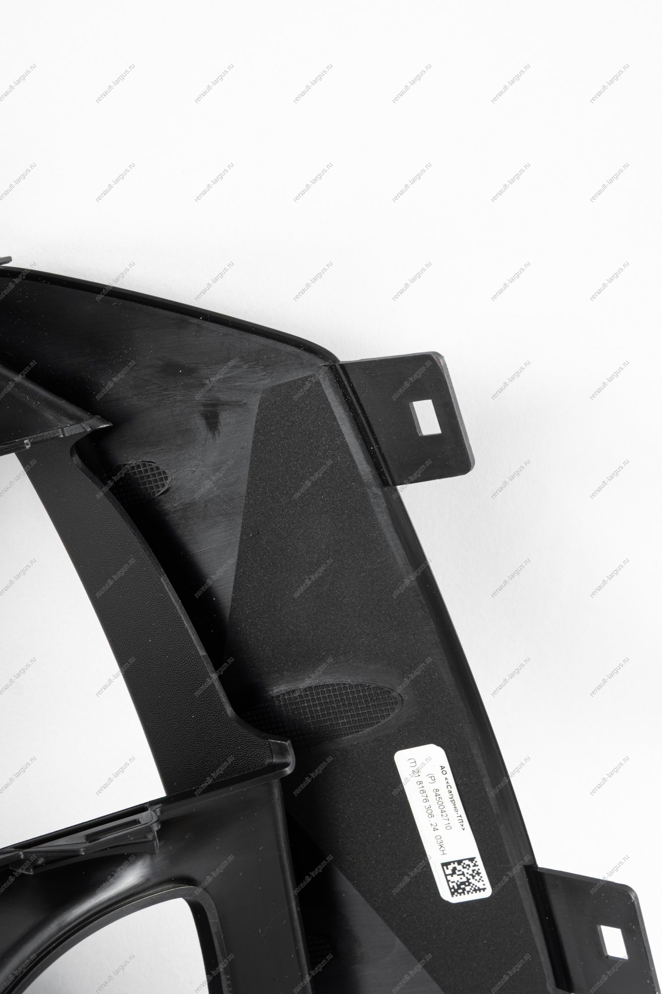 Облицовка ПТФ левая ( с отв. под парктроник) LADA Vesta SW Cross FL Lada