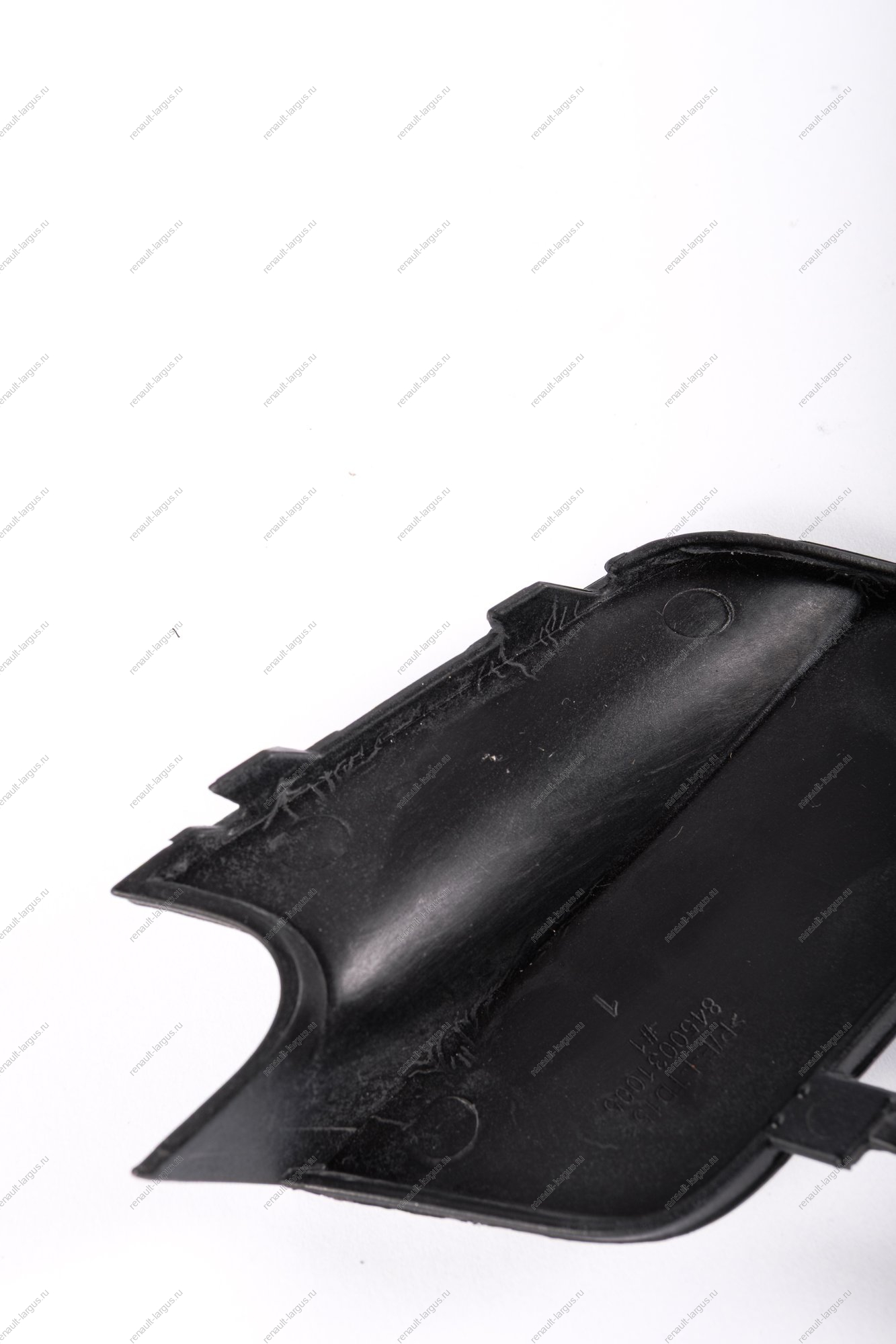 Крышка окна под переднюю буксирную проушину Lada Vesta SW Cross крашенная 676 Черная жемчужина (черный) Lada