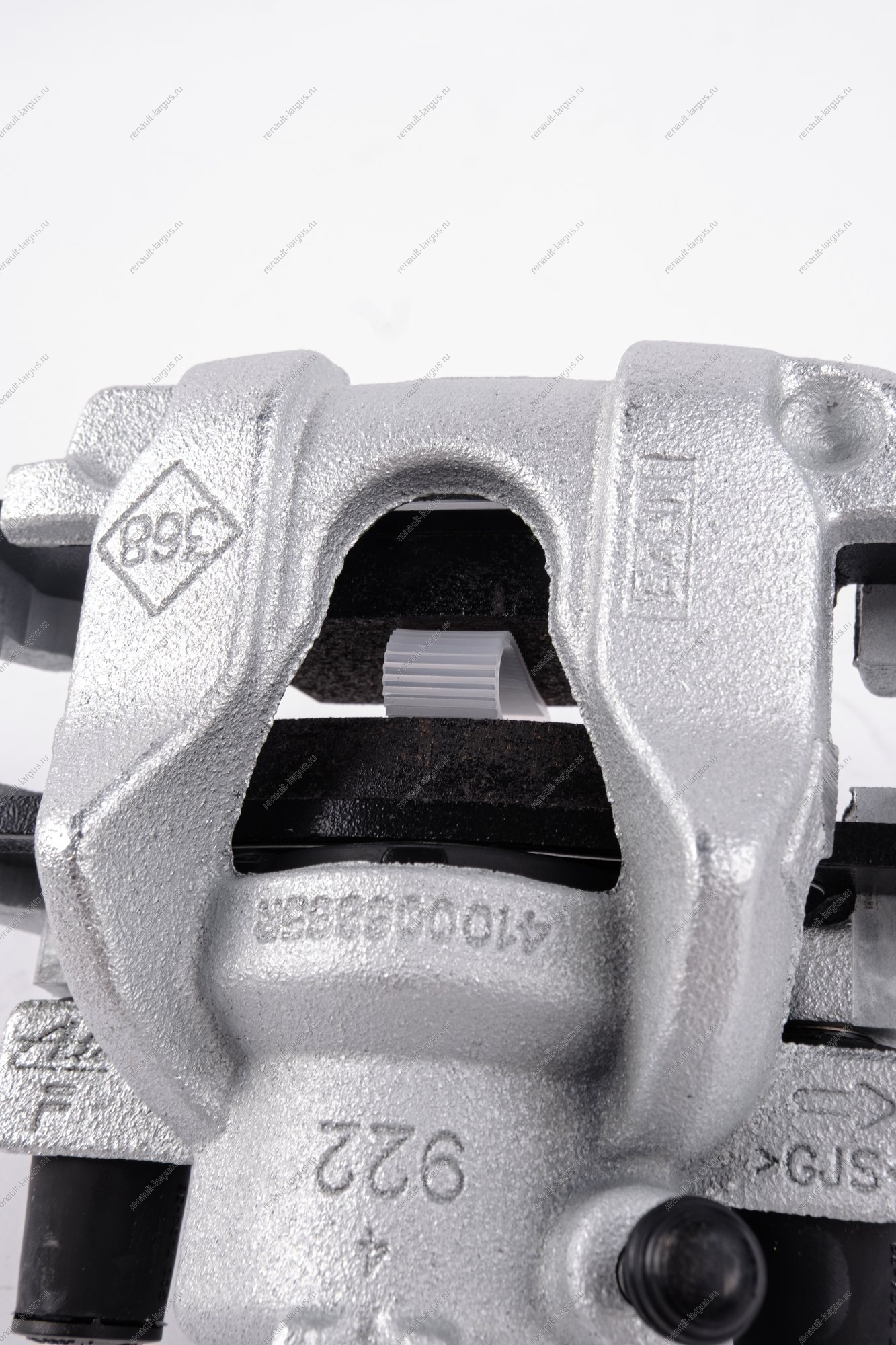 Суппорт передний правый (+2шт. тормозн. колодки 410602581R) Renault Logan II, Sandero II Renault