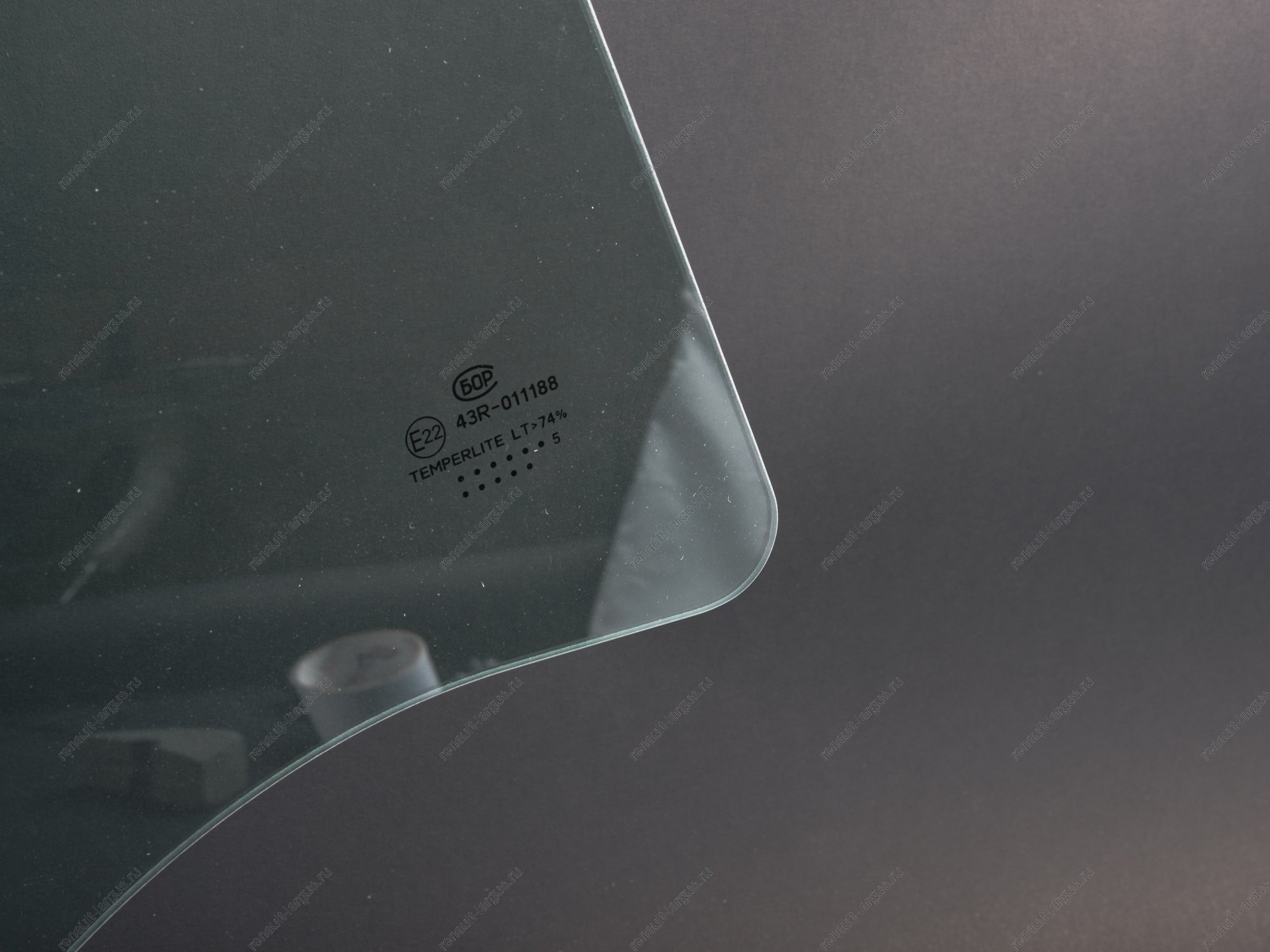 Стекло задней двери LADA Largus/Лада Ларгус правое 8200396076 Tinted тонир. . Lada