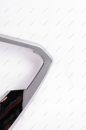 Молдинг переднего бампера нижний правый (хром) LADA Vesta FL Lada