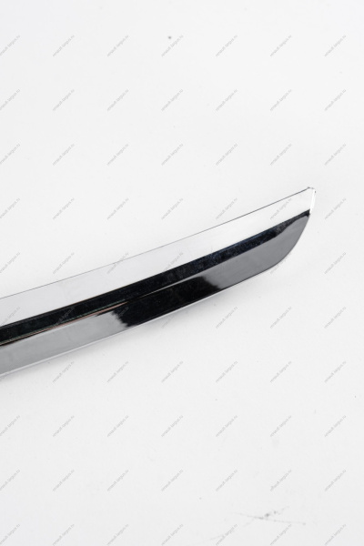 Молдинг переднего бампера верхний левый (хром) LADA Largus (FL) NEW Lada