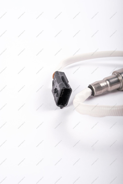 Датчик концентрации кислорода двигат. (H4M) (белый)Lada XRAY Renault