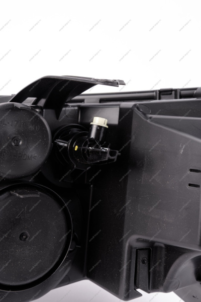 Фара правая LADA Largus (FL) NEW лампа H7 ORIGINAL Lada