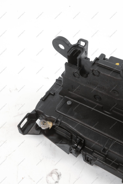 Замок электрический передней левой двери LADA XRAY Renault