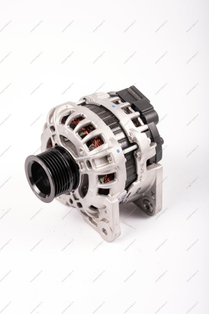 Генератор LADA Largus 90A 14V Renault