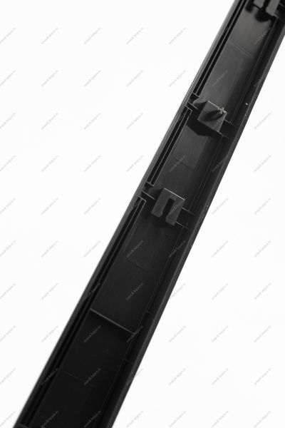 Молдинг передней двери левый Lada Vesta SW Cross Lada