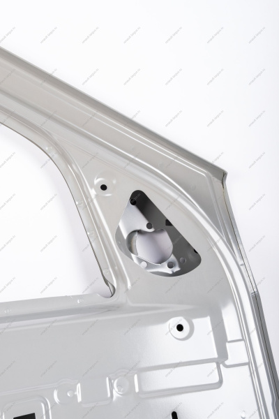 Дверь передняя левая (без отв под молдинг, с отв под личинку) LADA Largus (FL) NEW Lada