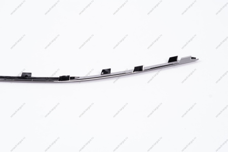 Молдинг решетки радиатора передний нижний правый (хром) Lada Vesta NG Lada