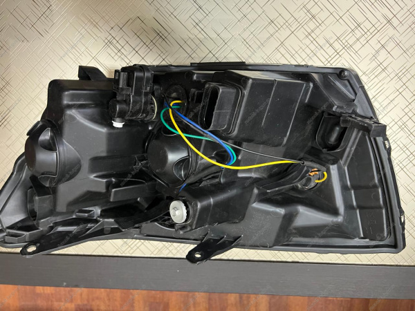 УЦЕНКА сломано ухо Фара правая 2 линзы RENAULT Logan 2014- ALRU.676512.128 лампа H7 Renault