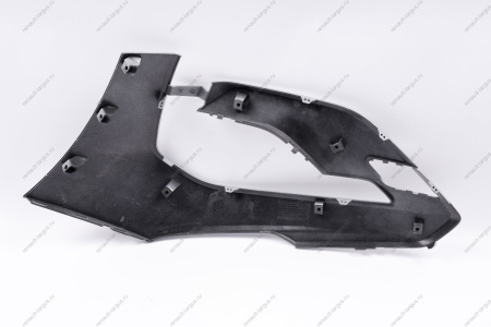 Накладка переднего бампера правая без отвер. под датчик слепой зоны в цвет 691 Платина (Серебристый) LADA Vesta SW Cross NG Lada