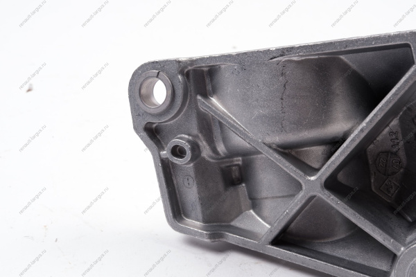 Кронштейн промежуточной опоры правого привода (вариатор) Lada Vesta/XRAY Renault