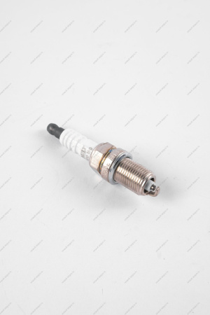 Свеча зажигания RENAULT Logan/LADA Largus/Logan 2014- (16 кл) K4M K4J E7J F4R 1шт Renault