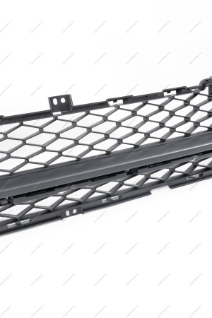 Решетка переднего бампера нижняя LADA Vesta FL Lada