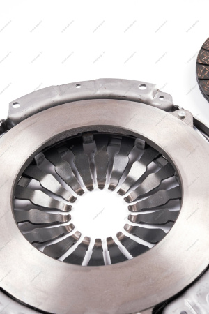 Сцепление в сборе LADA Largus (без выж. подш гидр привод) КПП-JR5 к-т AVTOPRIBOR