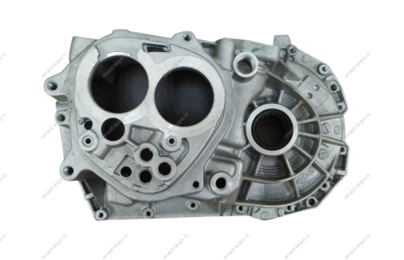 Картер коробки передач LADA Largus КПП-JR5 ( 8200934990) Renault