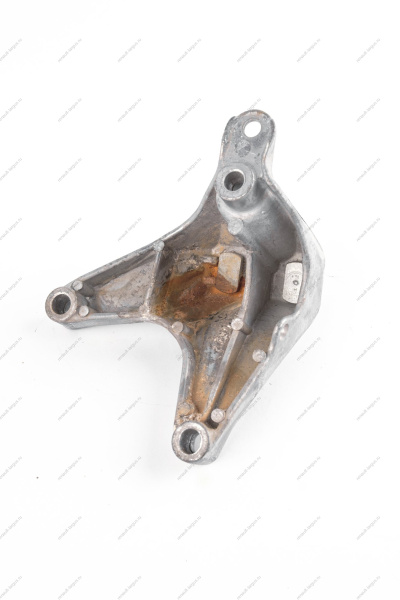 Кронштейн LADA XRAY/Largus левой опоры подвески двигателя (P4M,P4P-BVR5,BVI5) (2 шпильки) Lada