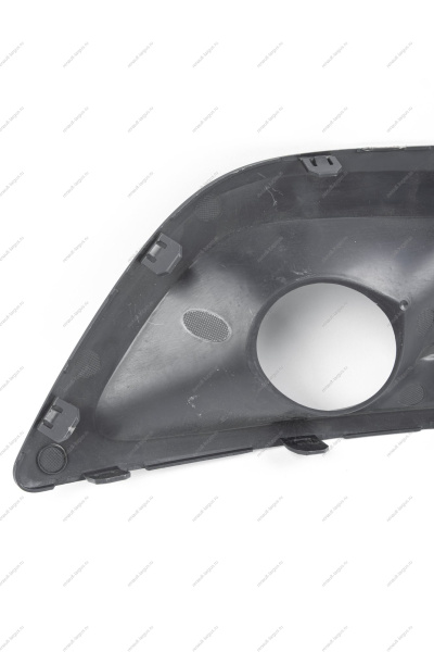 Облицовка противотуманных фар ПРАВАЯ (цвет СЕРЫЙ) LADA Largus/Largus Cross Lada