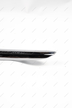 Молдинг переднего бампера верхний левый хром LADA Xray /Xray Cross 620811868R Lada