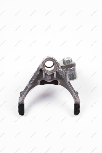 Вилка переключения 3-4 ой передачи LADA Vesta КПП BVI5 Lada