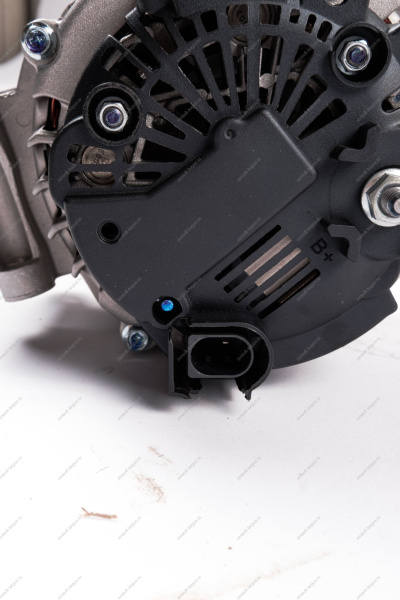 Генератор LADA Vesta 120А (тип VALEO) CARTRONIC