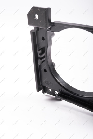 Кронштейн крепления противотуманной фары правый с 12,08,2019.Lada Vesta SW Cross /Cross седан Lada