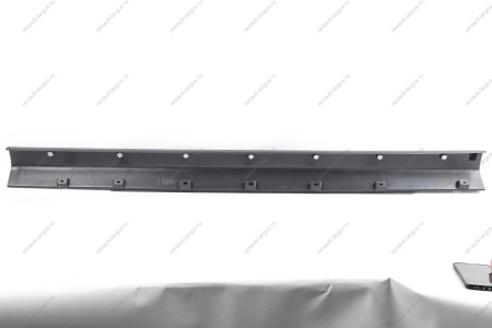 Облицовка порога левая ( с клипсами) 8450091453 LARGUS Cross Lada