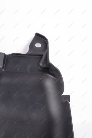 Щиток передней правой арки колеса боковой LADA Largus Renault