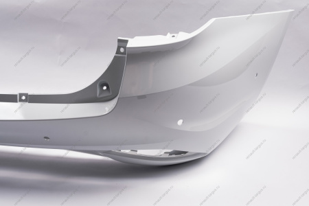 Бампер задний с 6 отверстиями под датчики системы парковки в цвет 221 Ледниковый (белый) LADA Vesta FL Lada